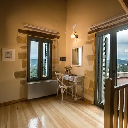Villa Panareti *