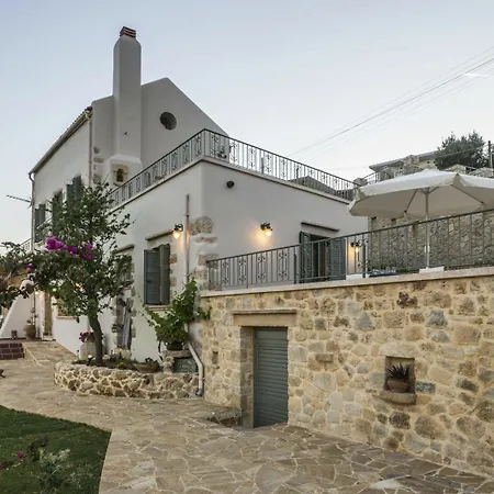Panareti Villa Kolimvárion